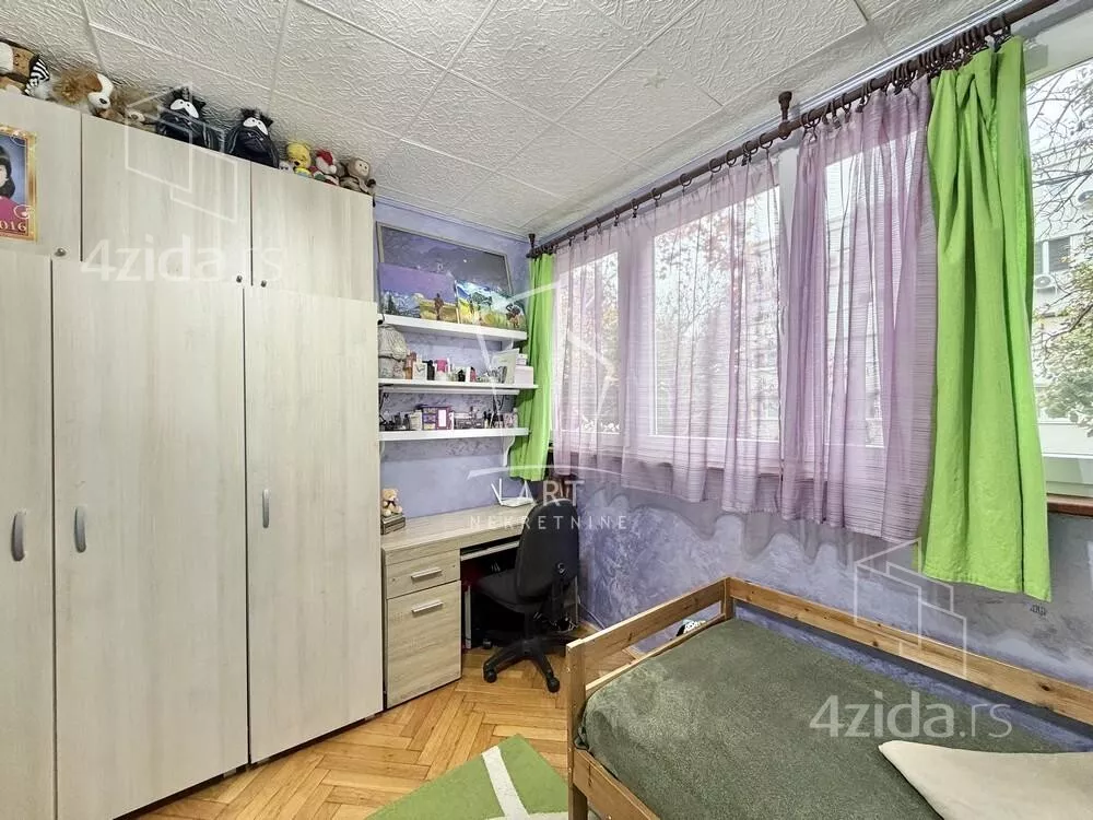 Troiposoban stan | 4zida