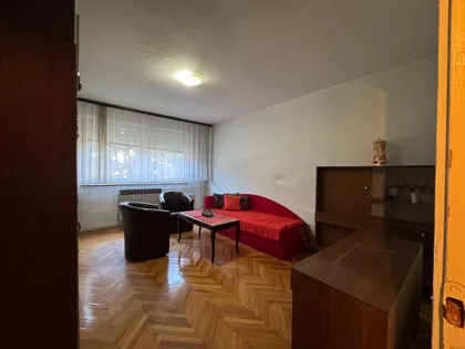 Branka Radičevića 2 | 4zida.rs