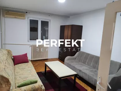 Kneza Mihaila Obrenovića | 4zida.rs