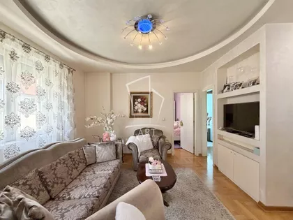 Dragana Rakića | 4zida.rs