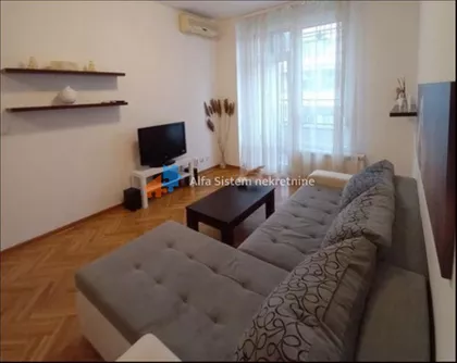 Crveni Krst Vračar | 4zida.rs