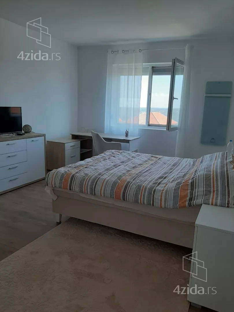 5-etažna kuća | 4zida