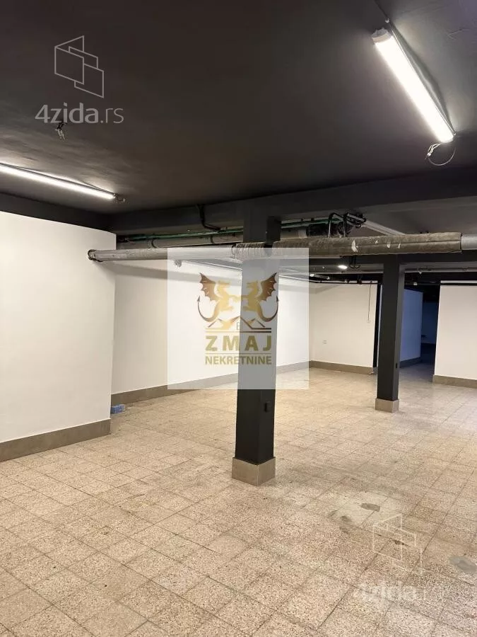 Poslovni prostor | 4zida