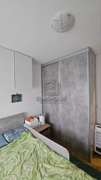 Univerzijade | 4zida.rs