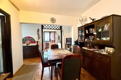 Bertranda Rasela | 4zida.rs