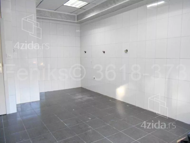 Lokal | 4zida