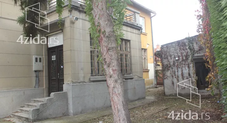 4-etažna kuća | 4zida