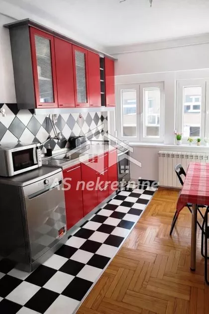 Trg Republike | 4zida.rs