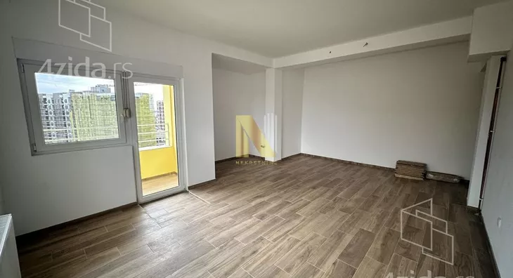 Četvoroiposoban stan | 4zida