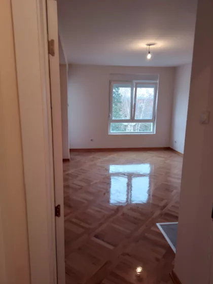 Jesenjinova 12A | 4zida.rs