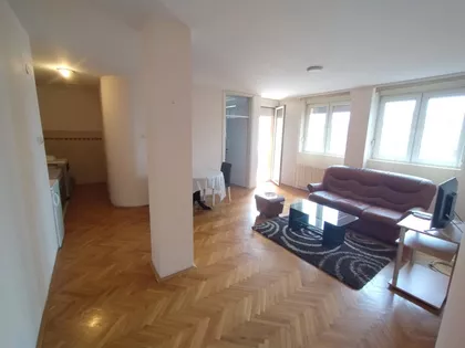 Trg Kralja Aleksandra Ujedinitelja | 4zida.rs