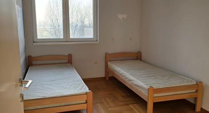 Šestosoban stan | 4zida