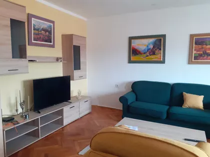 Sedmi Jul | 4zida.rs