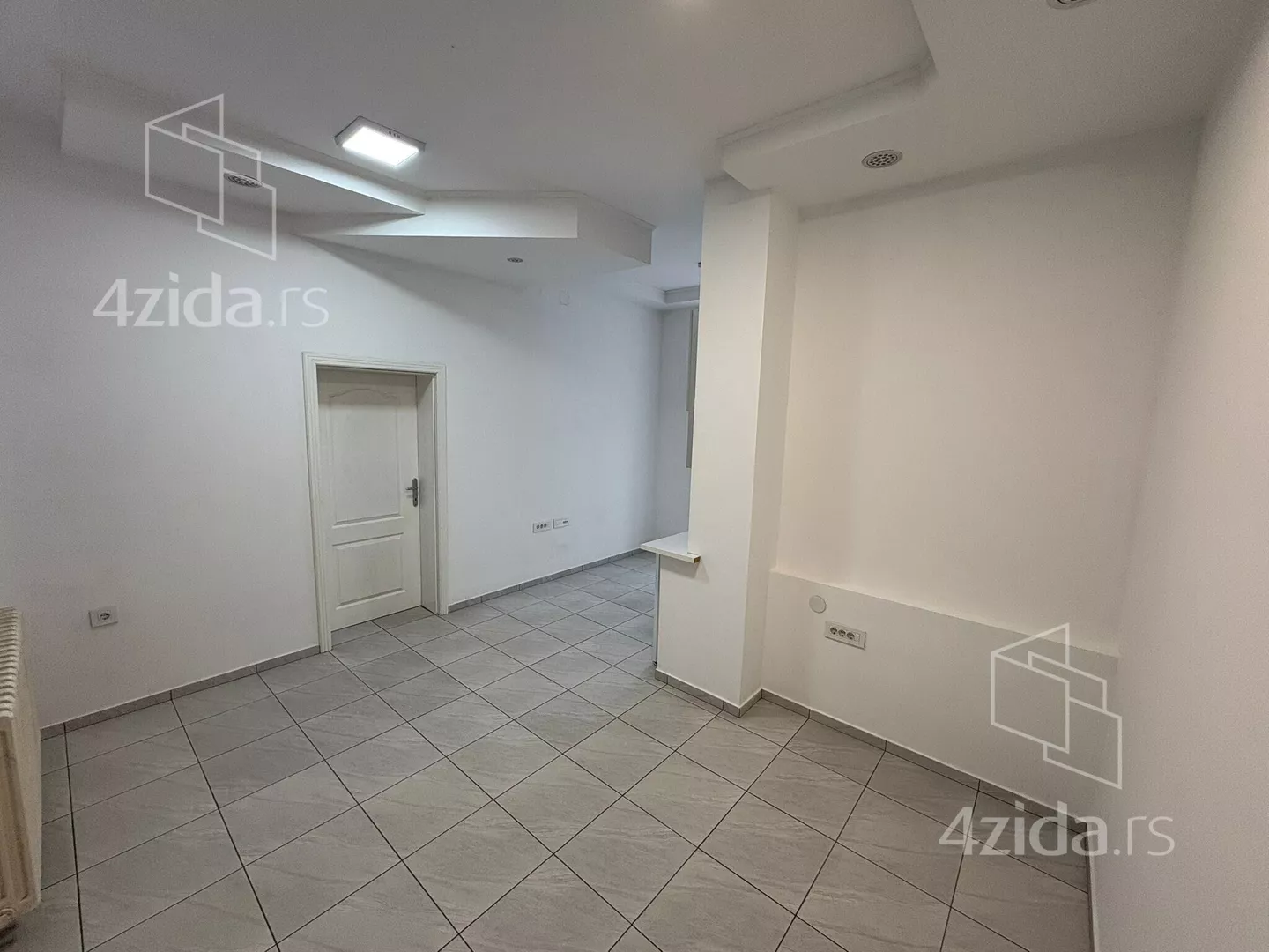 Poslovni prostor | 4zida