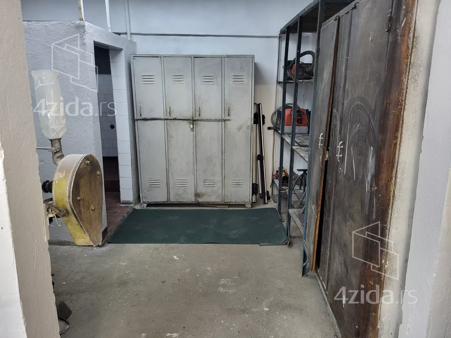 Garaža | 4zida