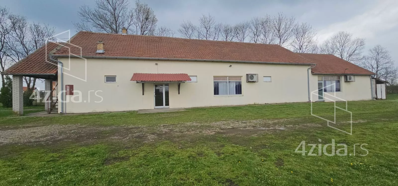Poslovni prostor | 4zida