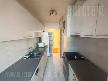 STARI MERKATOR | 4zida.rs