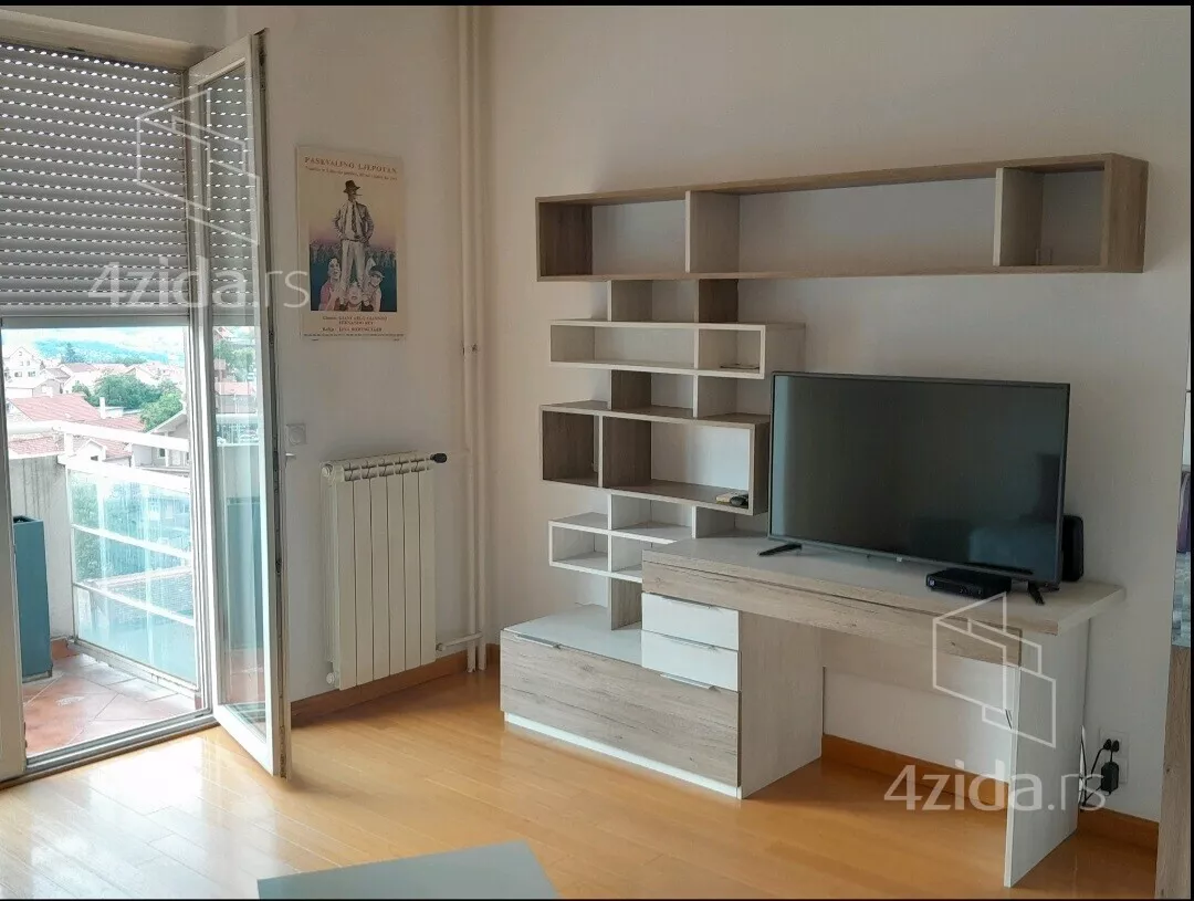 Garsonjera | 4zida