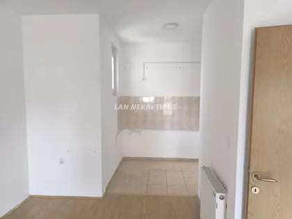 Nova Selenča | 4zida.rs
