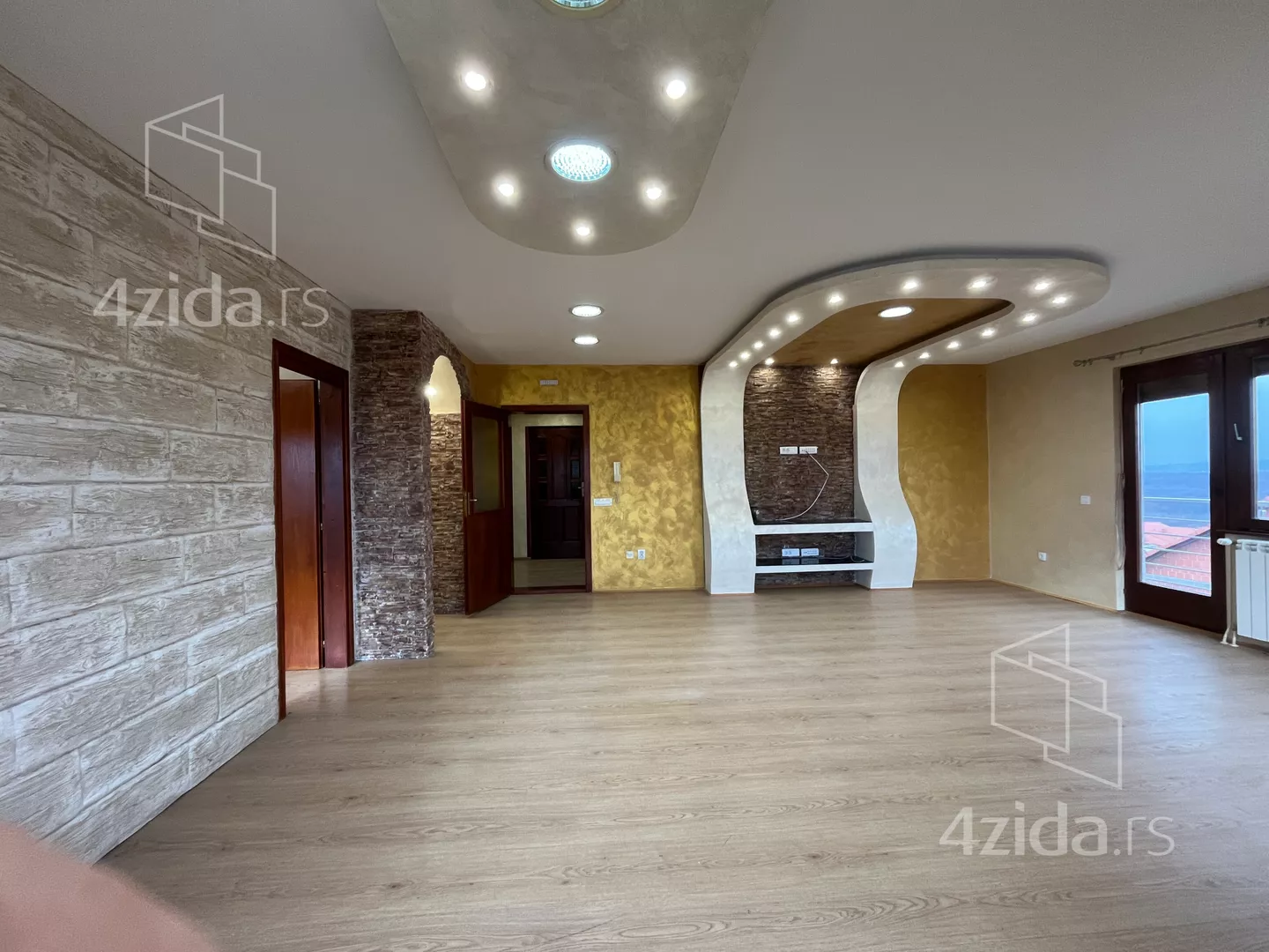 3-etažna kuća | 4zida