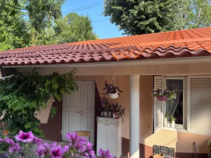 Vojvode Dovezenskog 8 | 4zida.rs