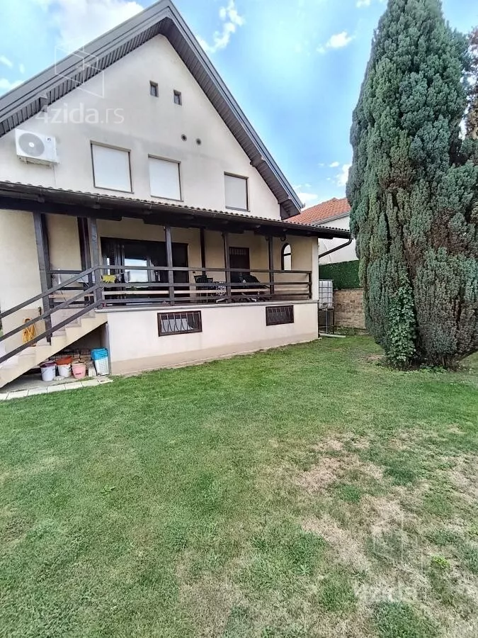 Kuća | 4zida