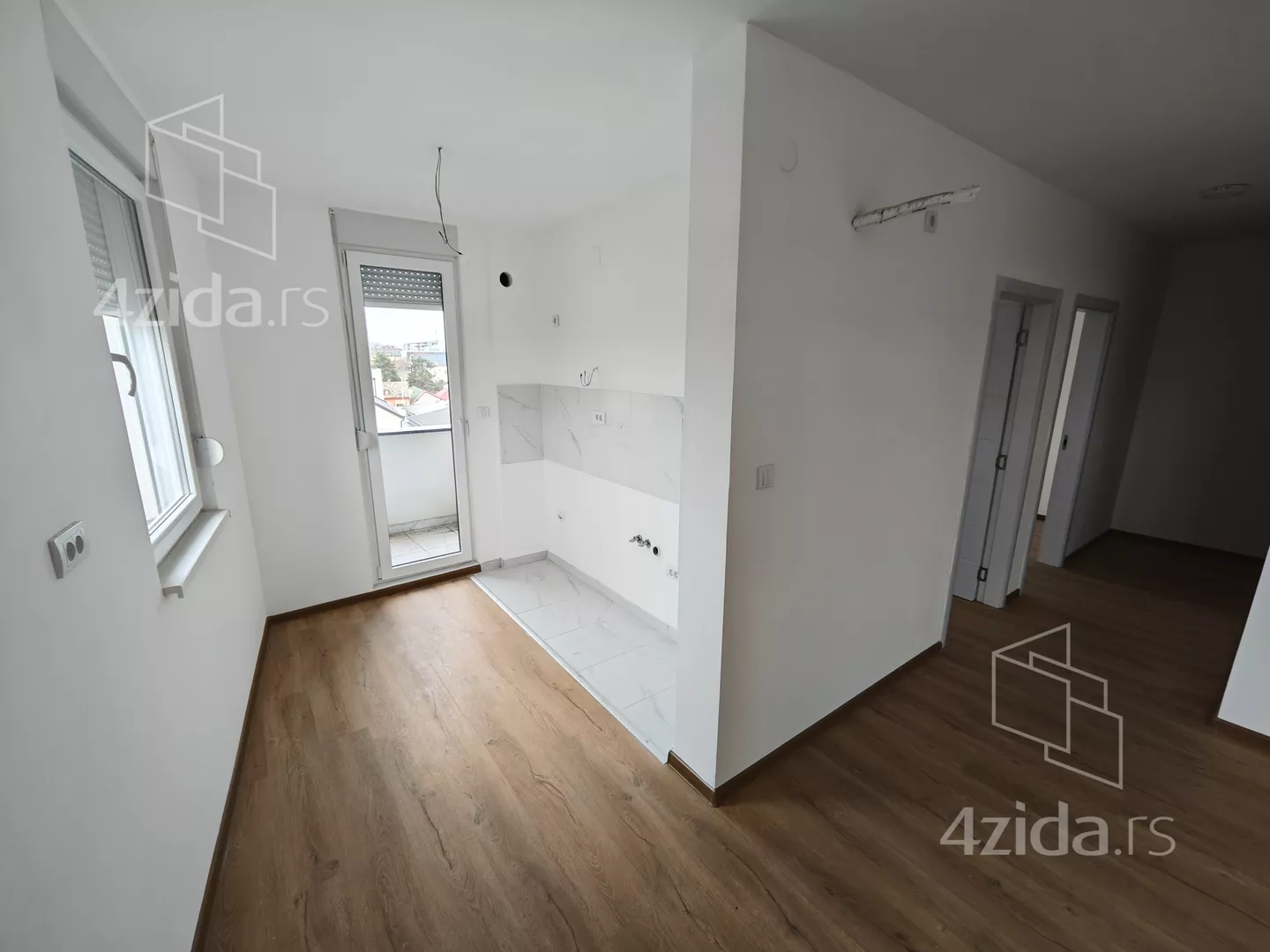 Dvoiposoban stan | 4zida