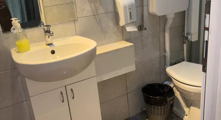 Poslovna zgrada | 4zida