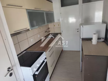 Bulevar Cara Lazara | 4zida.rs