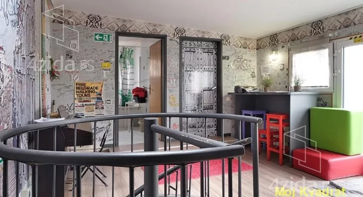 Šestosoban stan | 4zida