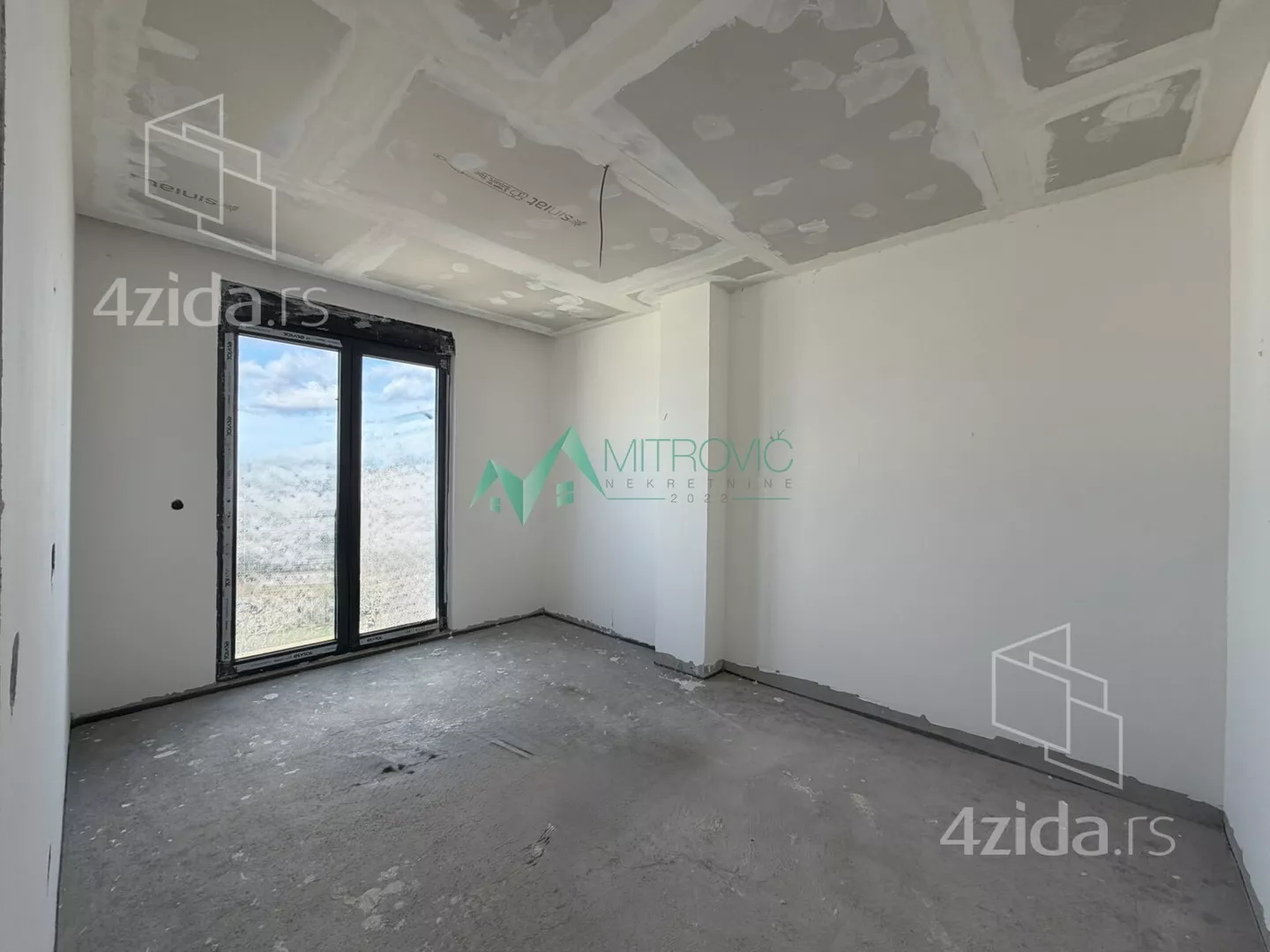 Petosoban stan | 4zida