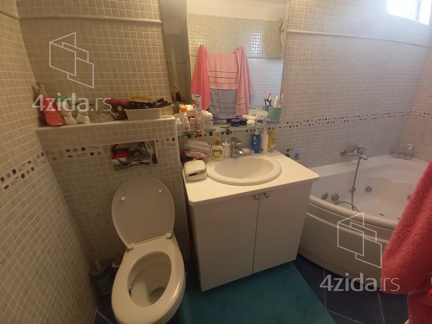 Petosoban stan | 4zida