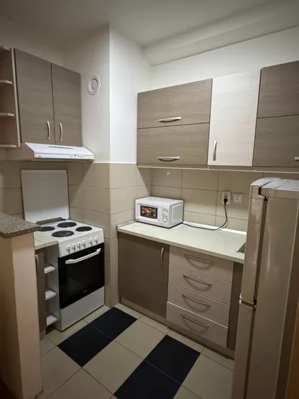 Pravni i Ekonomski fakultet | 4zida.rs