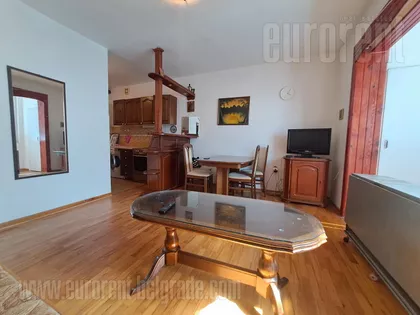 BANOVO BRDO | 4zida.rs