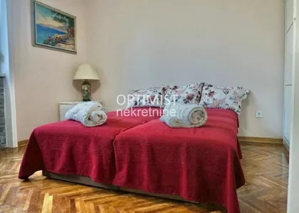 Hadži Ruvimova | 4zida.rs