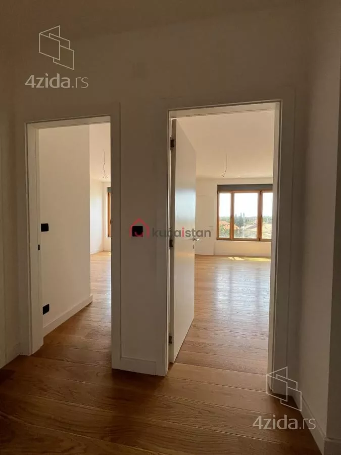Šestosoban stan | 4zida