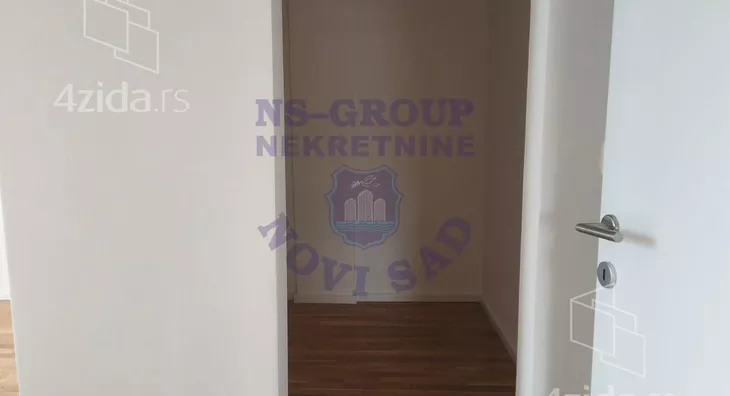 Četvoroiposoban stan | 4zida