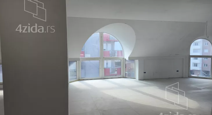 Poslovni prostor | 4zida