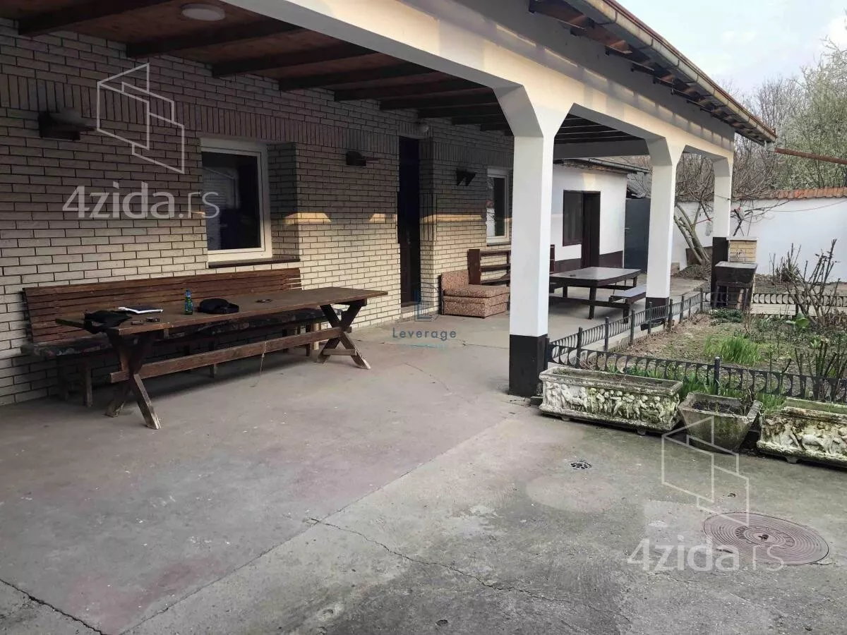 Osmosoban stan | 4zida