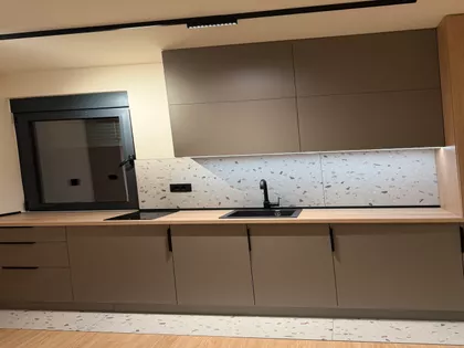 Crveni Krst Vračar | 4zida.rs