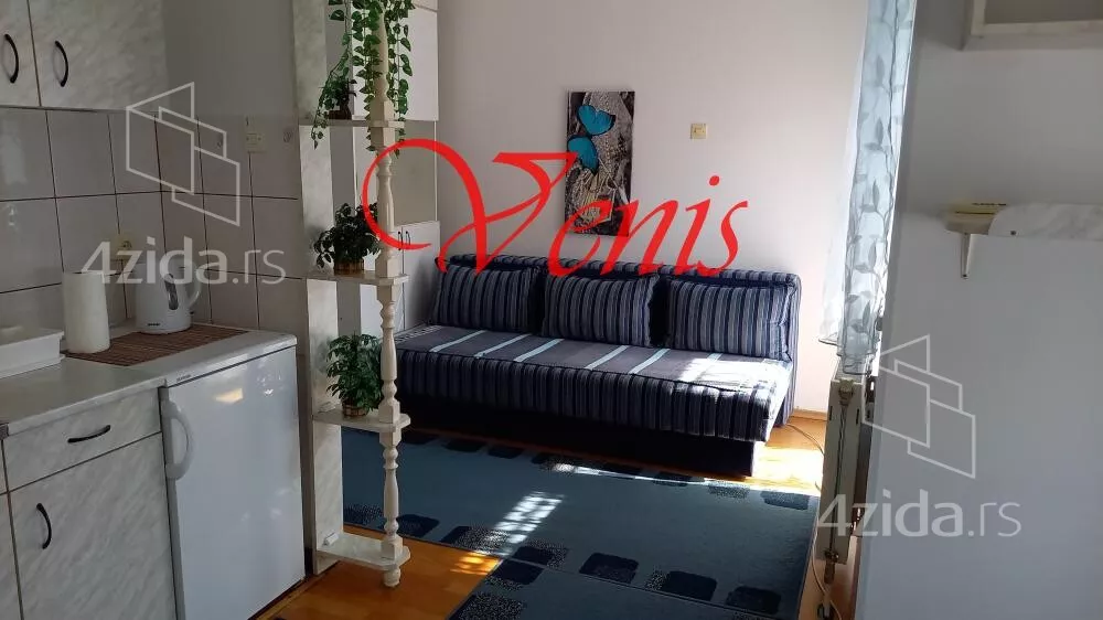 Garsonjera | 4zida