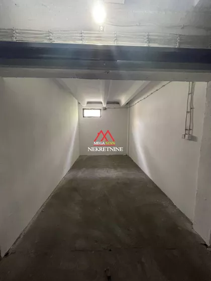 Maksima Gorkog | 4zida.rs