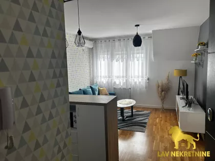 BATE BRKIĆA | 4zida.rs