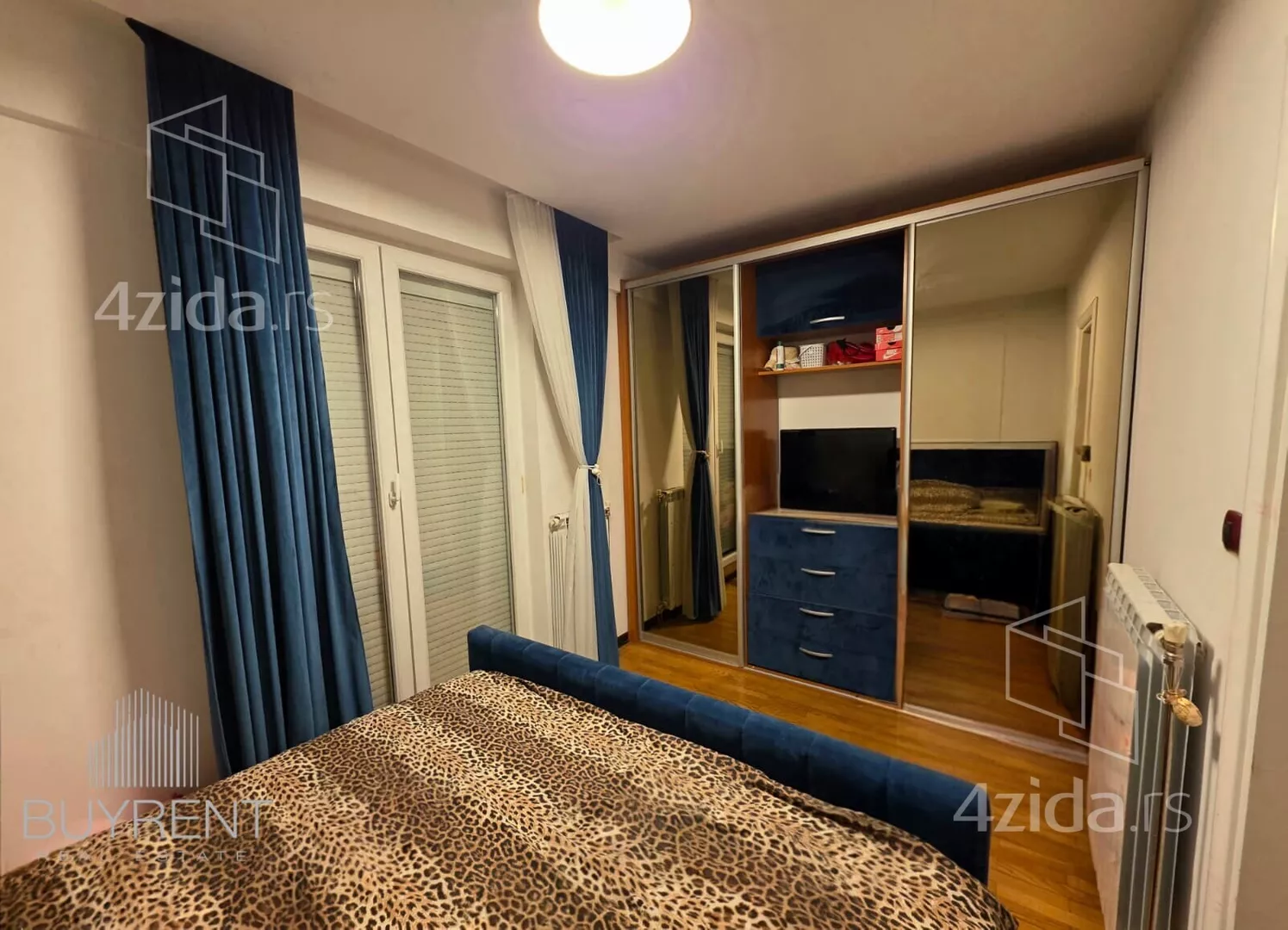 Četvoroiposoban stan | 4zida