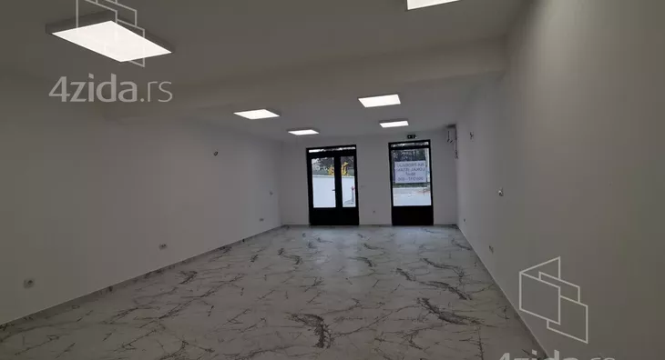 Poslovni prostor | 4zida