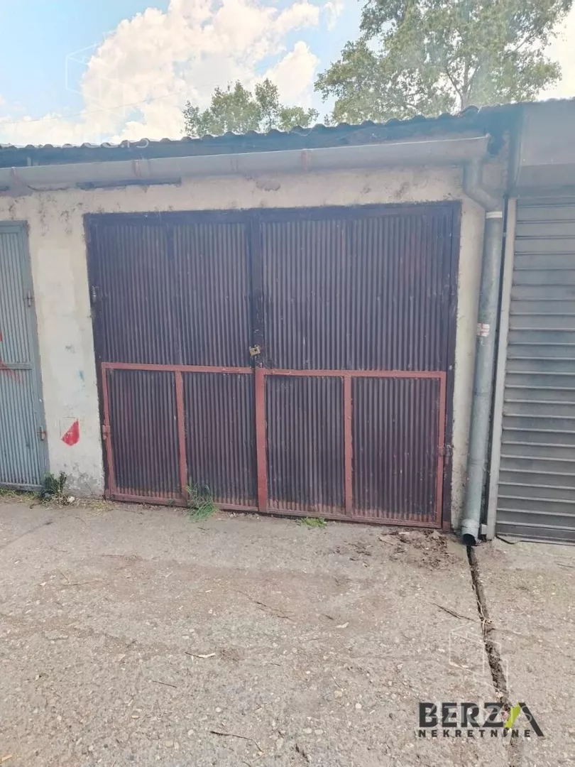 Garaža | 4zida