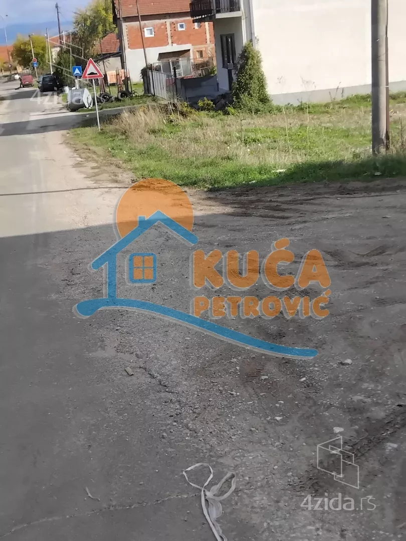 Građevinsko zemljište | 4zida