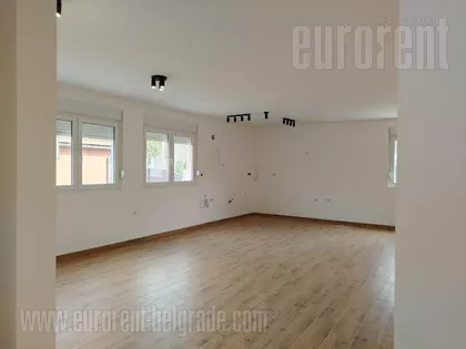 ZEMUN GORNJI GRAD | 4zida.rs