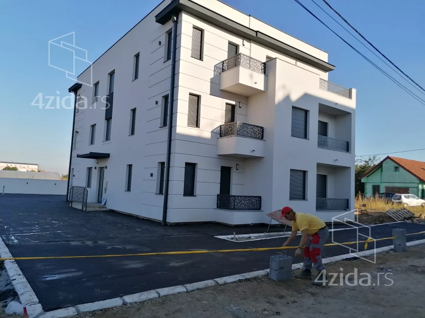 Jednoiposoban stan | 4zida