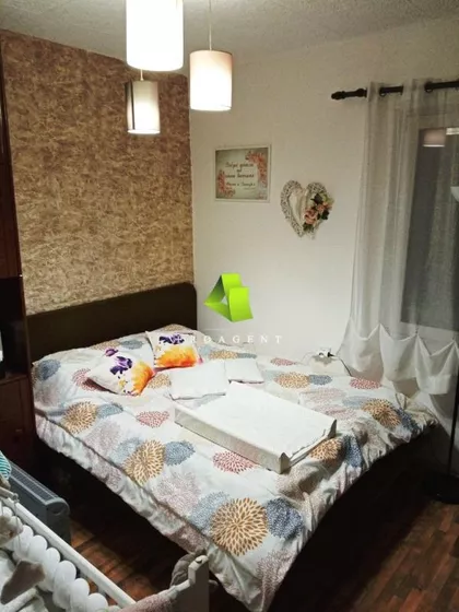 Dom Zdravlja | 4zida.rs